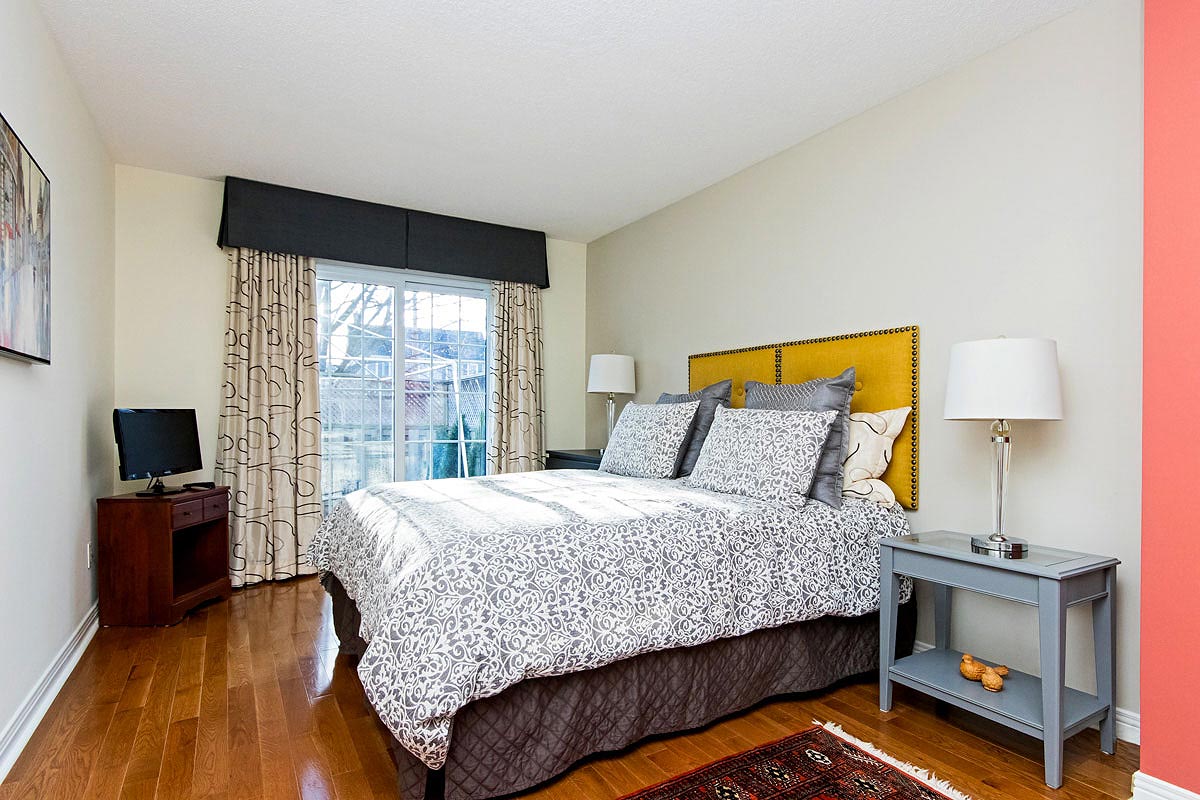 Master bedroom in Maple House, Burlington furnished rental